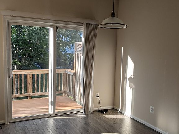 4th image of 2903 Chinkapin Oak Ln #243