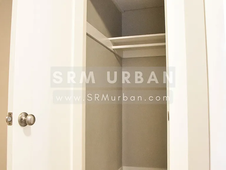 438 W Date St #1 — Photo 6