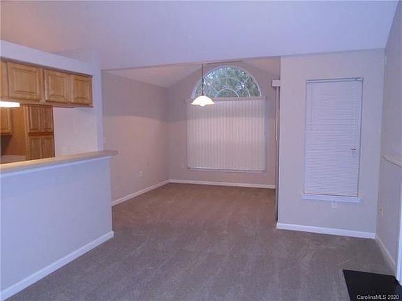 5th image of 2562 Carya Pond Ln