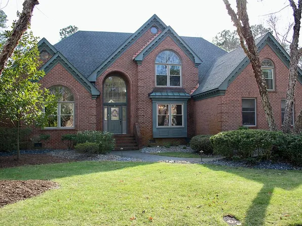 805 River Strand, Chesapeake, VA 23320