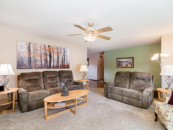 5th image of 1028 Cottonwood Ave