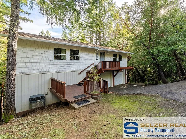 25053 Robin Cir — Photo 2
