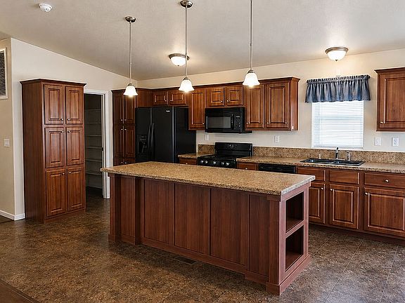 2nd image of 5333 Red Squirrel Ln