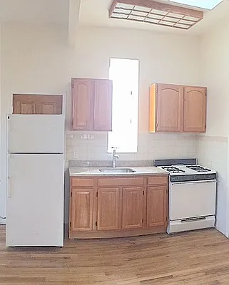 Rented by Manhattan Spaces | media 11