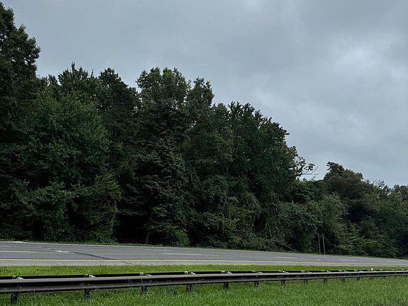 5th image of 14831 Old Columbia Pike