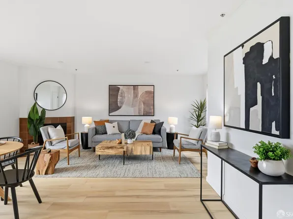 504 Monterey Rd #10, Pacifica, CA 94044