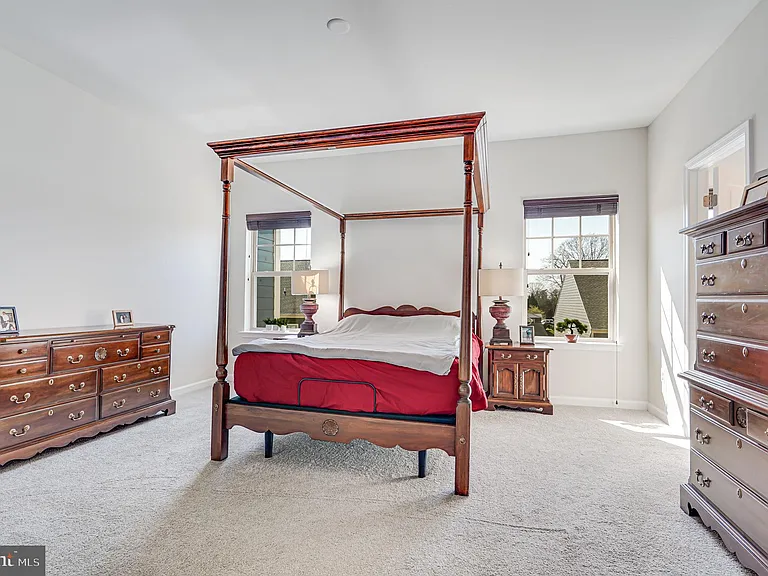 9536 Barnes Loop — Photo 20