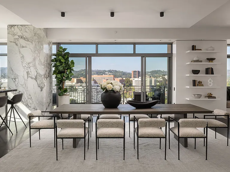 10800 Wilshire Blvd #1501 — Photo 3