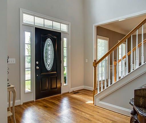 5th image of 2600 Underhill Ct