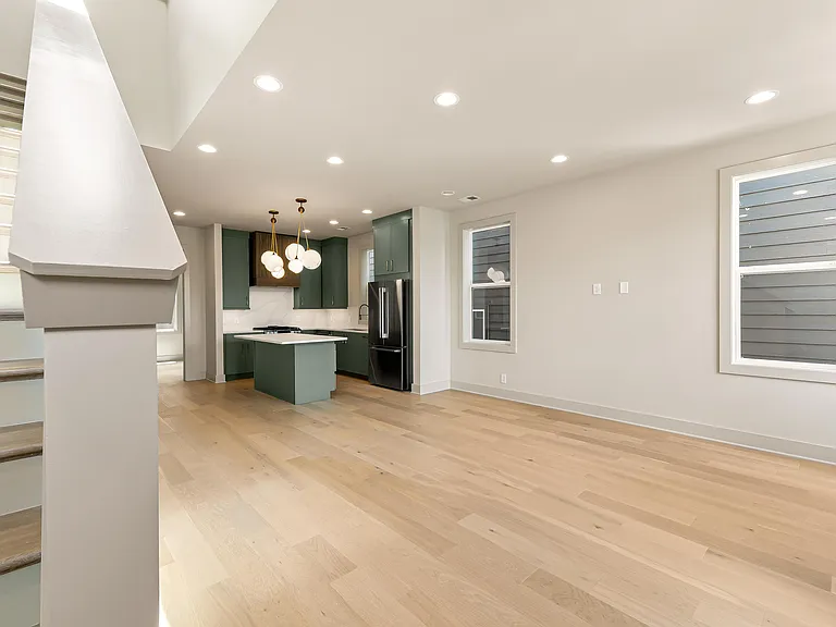 408 Hudson Way — Photo 12