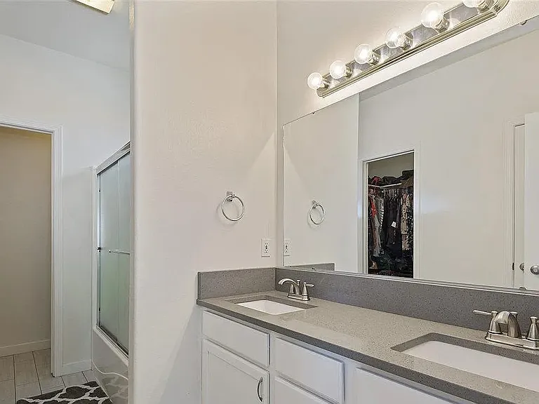 1845 E Griffon St — Photo 14