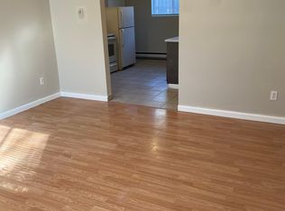 525 Vest Ave APT B, Valley Park, MO