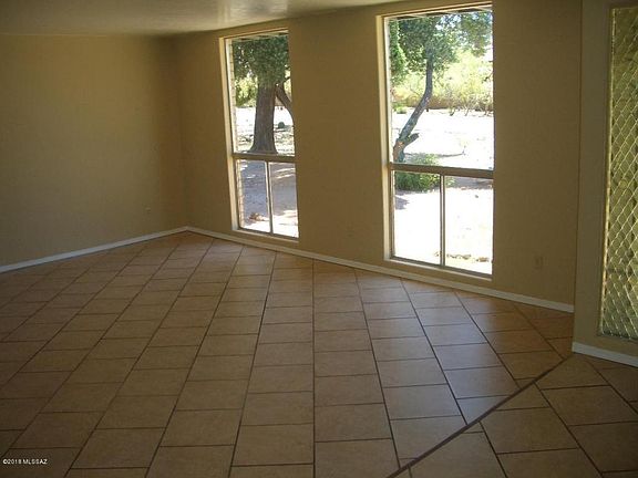 3rd image of 10261 E Glenn St