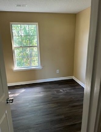 5th image of 18 Buff St