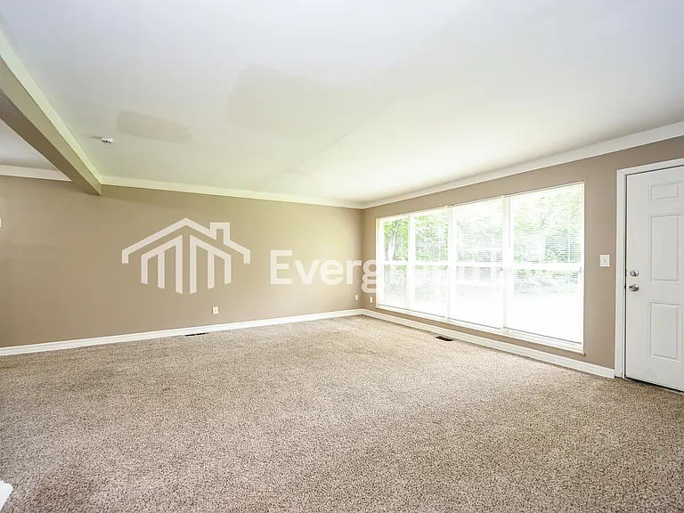 8968 Mockingbird Ln — Photo 3