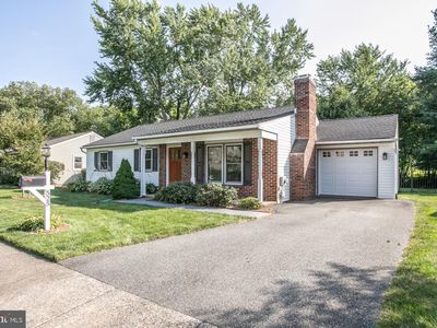 525 Pioneer Cir, Harleysville, PA, 19438