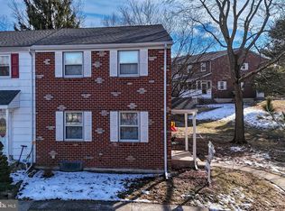 82 Colonial Dr, Telford, PA 18969