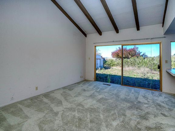 3rd image of 728 Toulouse Ct