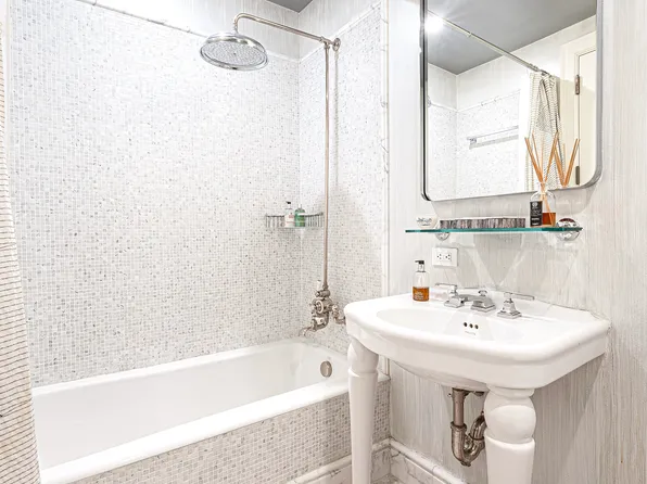 1 Central Park South image 13 of 17