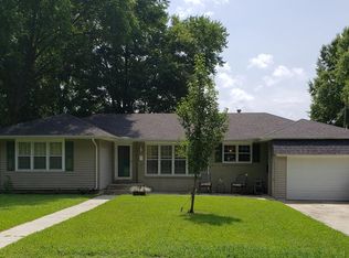 449 Whitehall Cir, Paris, TN 38242