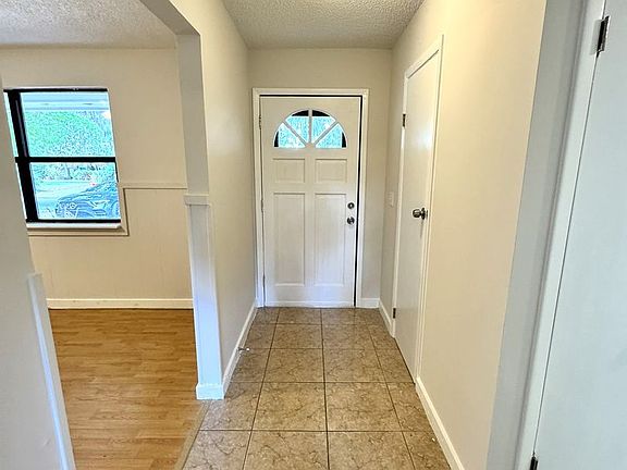 2nd image of 119 Arden Dr