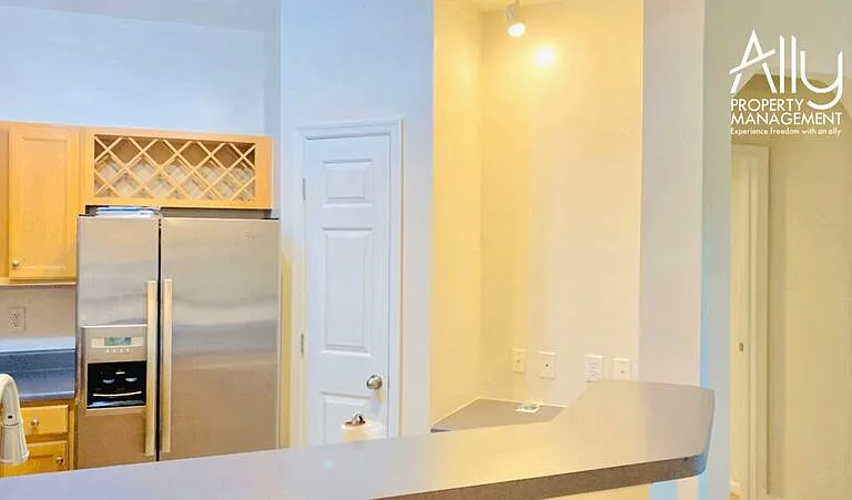 270 Riverbend Dr #1-1B — Photo 10