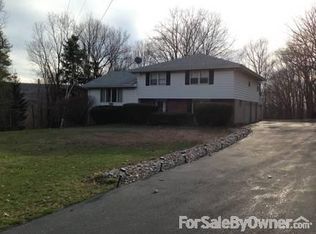 1802 Laurel Hill Rd, Clarks Summit, PA 18411