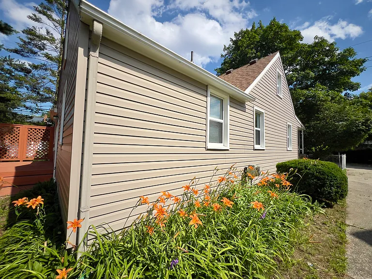 315 E Cowan Ave #1 — Photo 24