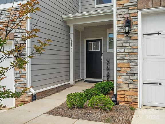2nd image of 4308 Plumeria Way
