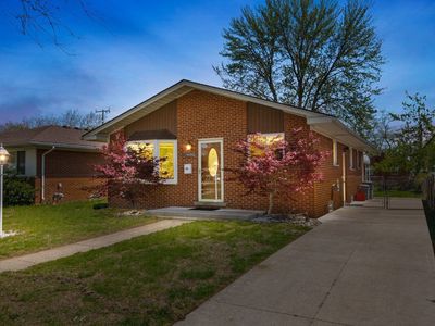 19498 Antago St, Livonia, MI, 48152