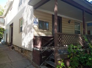 917 Seymour Ave APT 3, Lansing, MI 48906