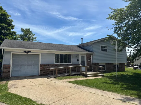 231 Oakdale Ct, West Jefferson, OH 43162