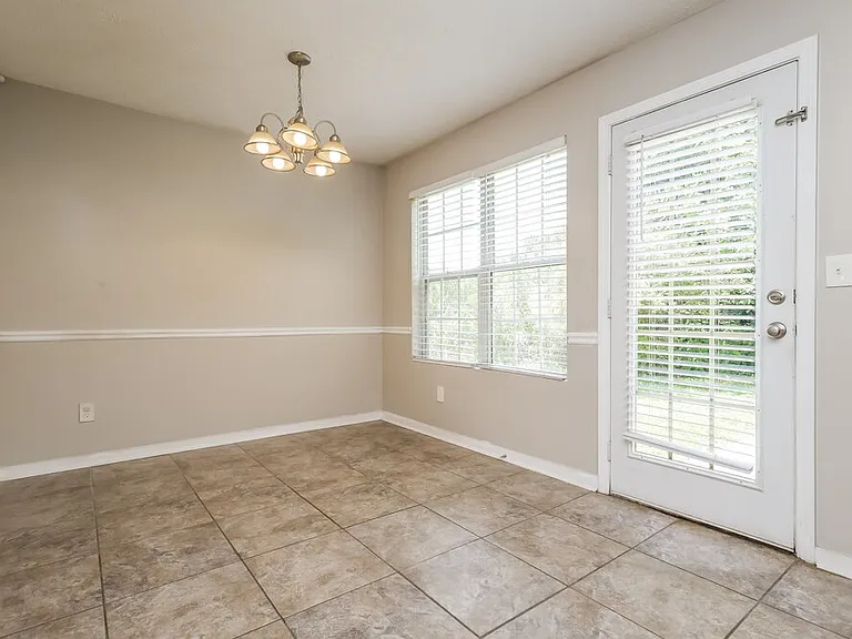 4115 Mission Way — Photo 6