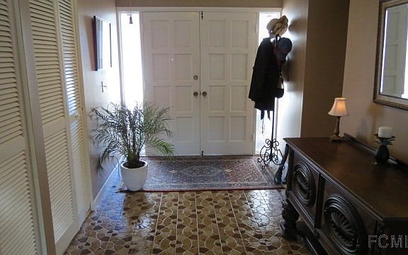 5th image of 105 Farragut Dr
