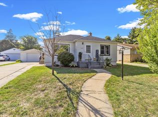 6326 Pershing Blvd, Kenosha, WI 53142