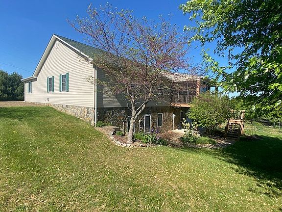 5th image of 292 Stonebrook Dr