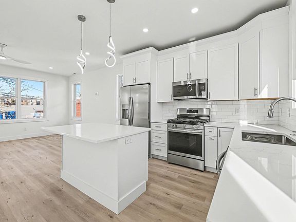 4th image of 113 N Brighton Ave
