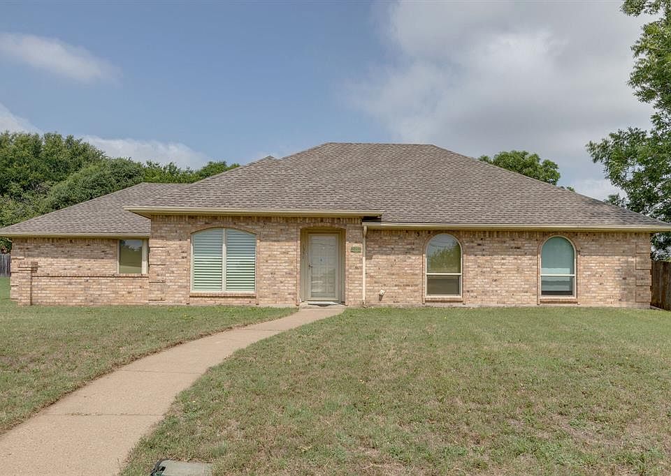 1st image of 1551 Cedar Hill Pl