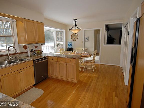 4th image of 11923 Richland Ln