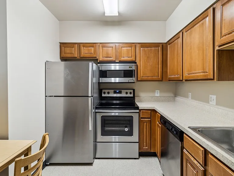 500 W Fayette St. — Photo 16