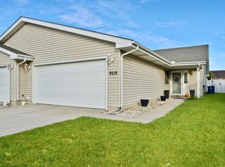 9219 Waymond Ave, Highland, IN 46322