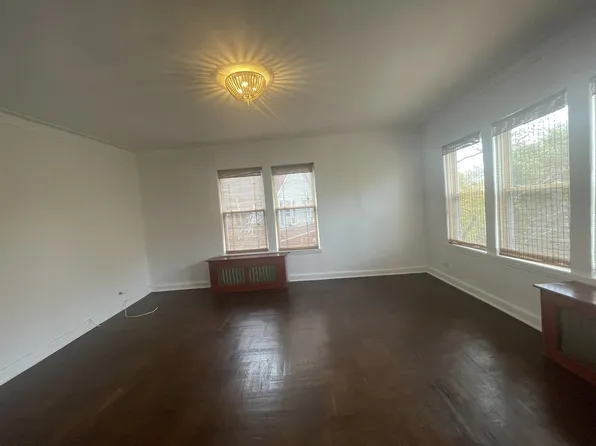 537 West 232nd Street image 12 of 15