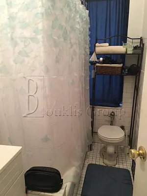 Rented by Bouklis Group | media 26