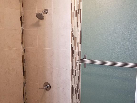 Bathroom - full tub, sink, toilet.