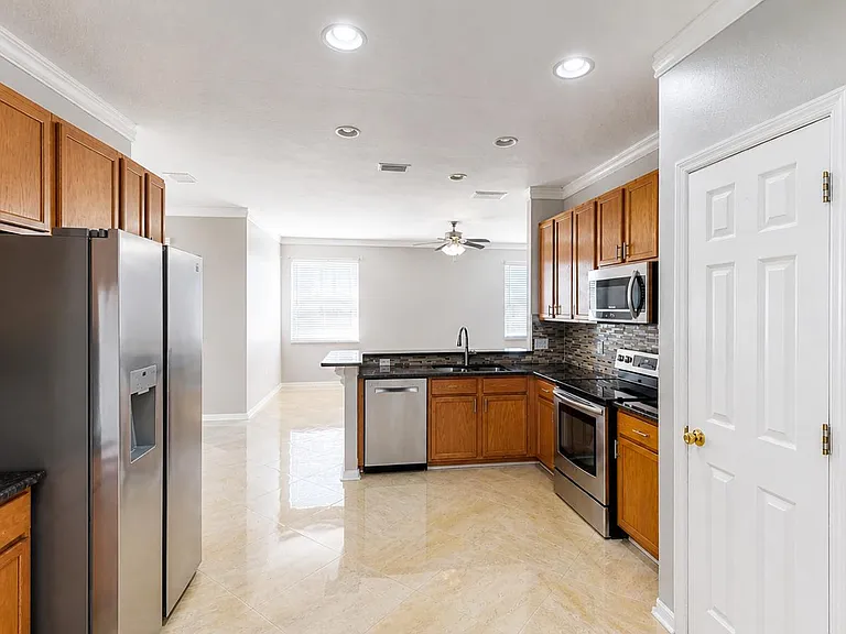 8848 Cameron Crest Dr — Photo 19