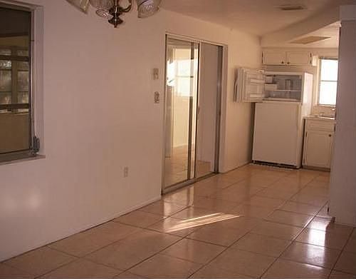 4th image of 3720 Blossom Lake Dr