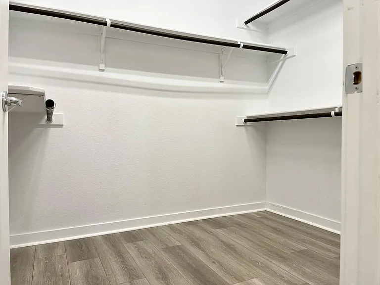 2229 Antone St — Photo 18
