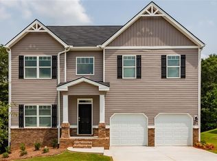 1412 Cragston Dr, Winder, GA 30680