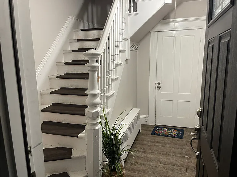 S Beech St — Photo 11