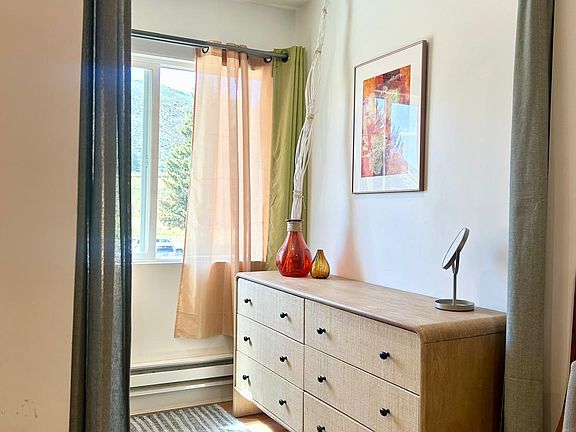 3rd image of 831 W Beaver Creek Blvd #19